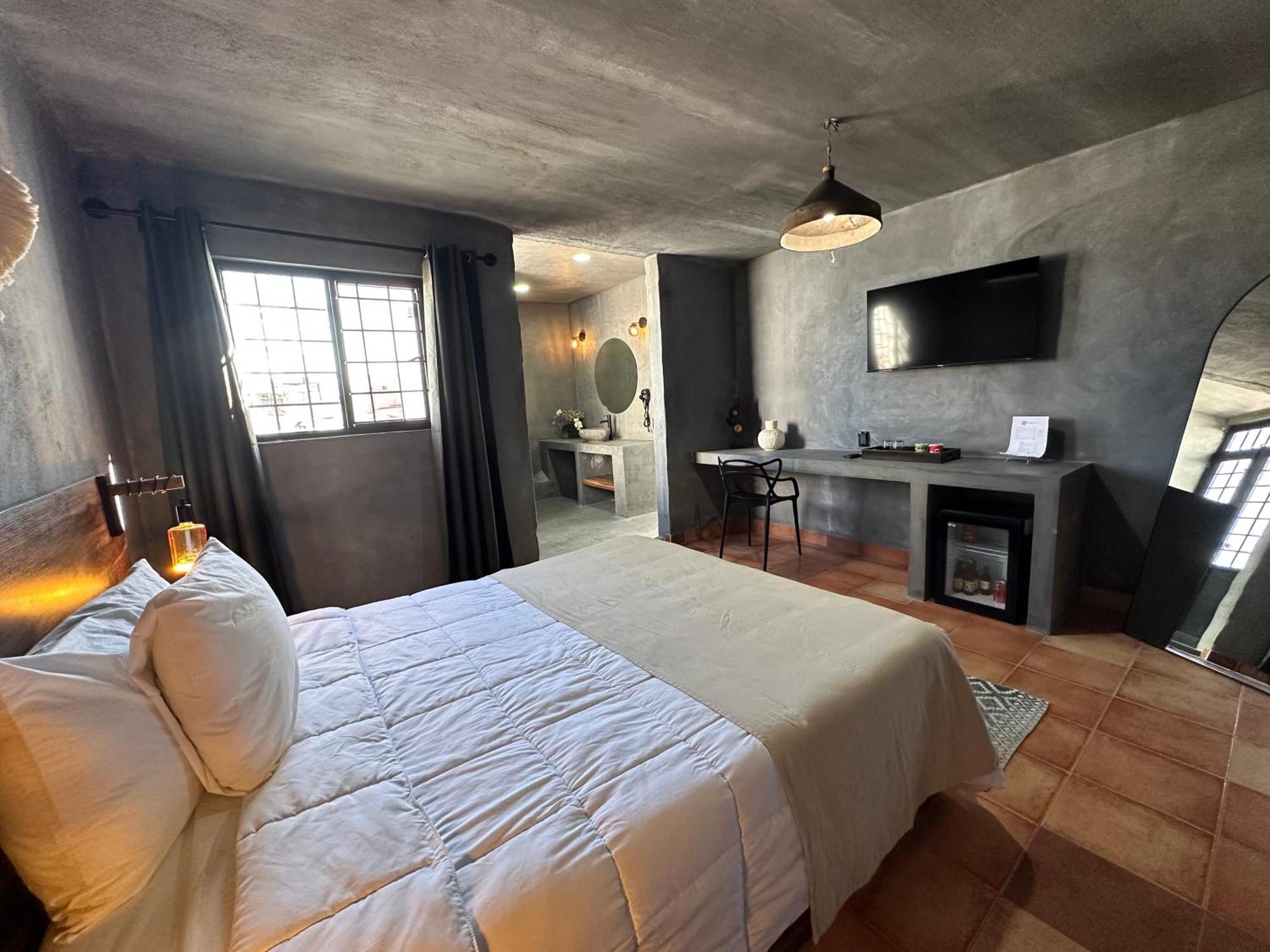 Hotel Damiana Boutique เกเรตาโร ภายนอก รูปภาพ